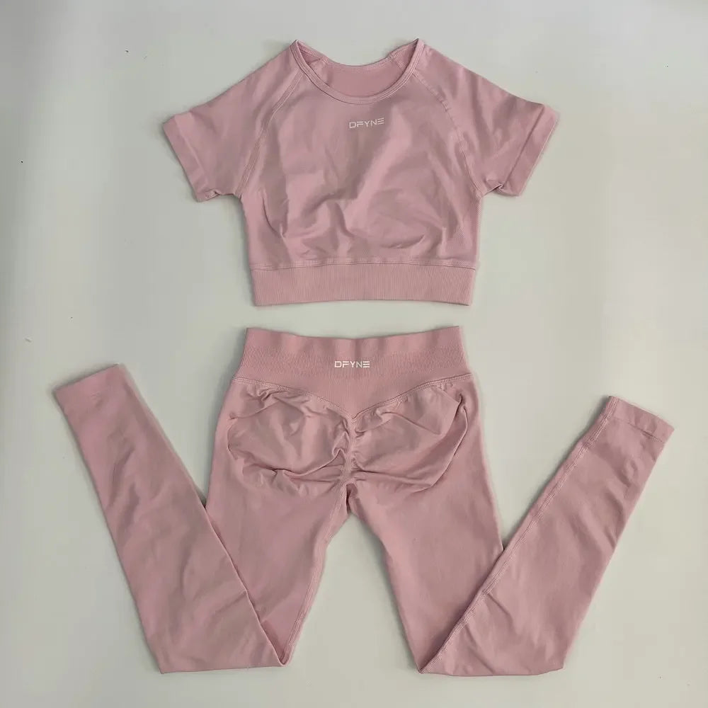 Fitness Apparel 2 Piece Yoga Outfit for Comfort and Mobility