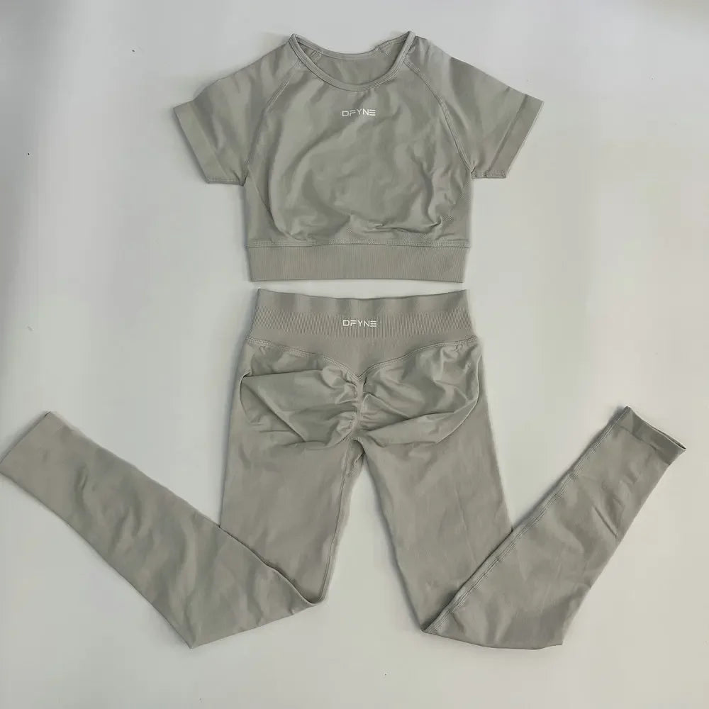 Fitness Apparel 2 Piece Yoga Outfit for Comfort and Mobility